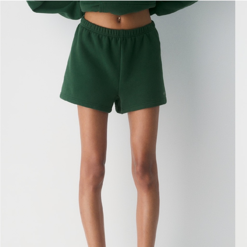 Aritzia Green sweat Shorts